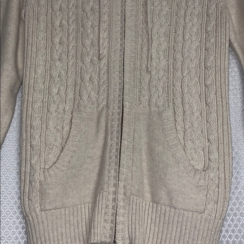 Cardigan - Picture 3 of 4